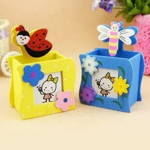 Wooden Stationery Pen Stand With Photo Frame - Memory Shark